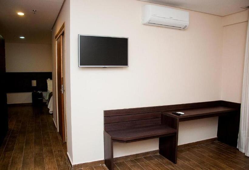 Номер Стандарт Трехместный, Maruá