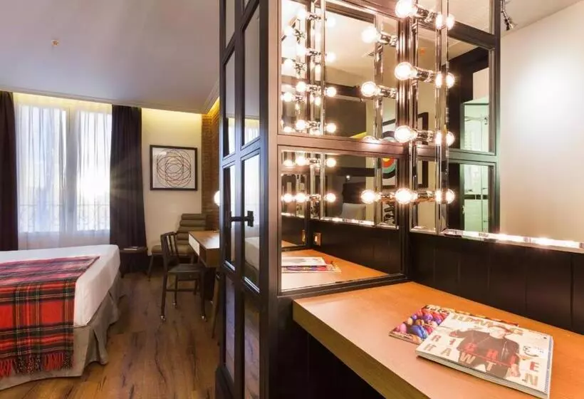バルコニー付きデラックスルーム, Only You Hotel Atocha