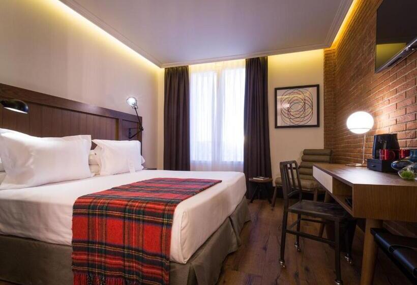 اتاق لوکس با بالکن, Only You Hotel Atocha