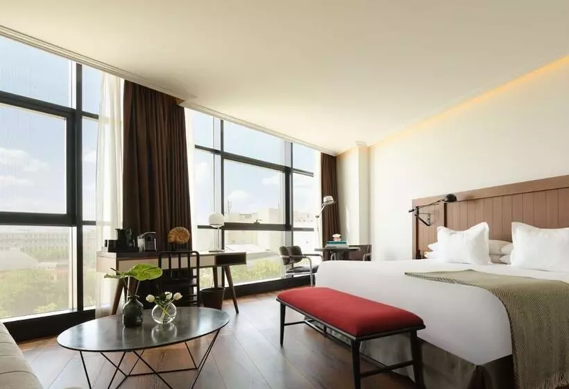 スーペリアースイート, Only You Hotel Atocha