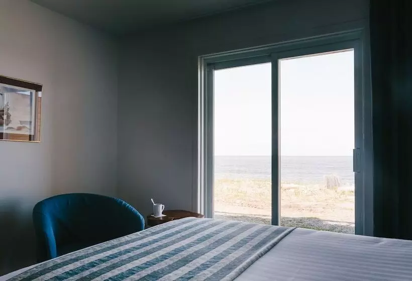 Standard-huone 2 Parivuodetta, Pavillon Sur Mer Par Riotel