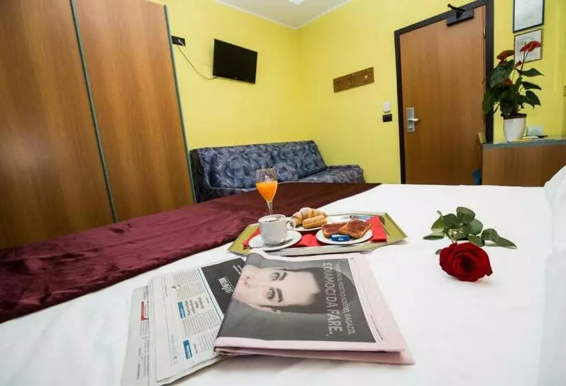 Standard-huone, Roma