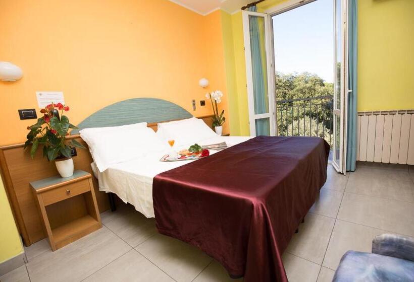 スタンダード４人部屋, Roma