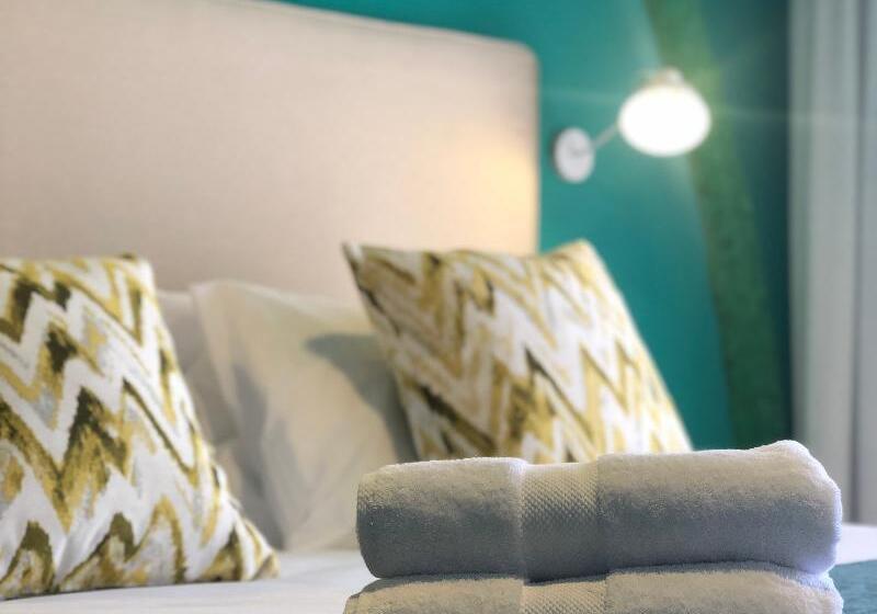 اتاق کلاب, Wyndham Garden Manama