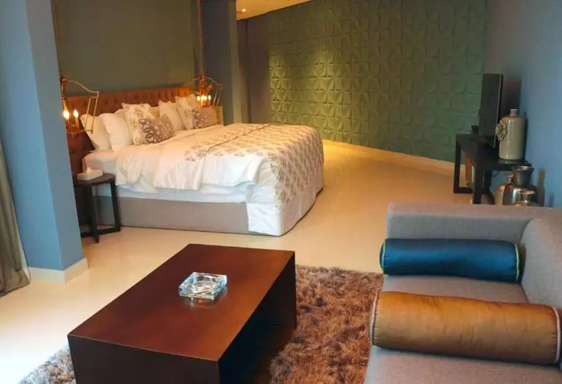 ペントハウスルーム, Lagoona Beach Luxury Resort And Spa