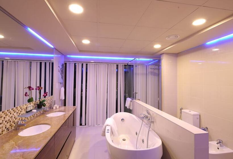 1 Bedroom Penthouse Apartment, Lagoona Beach Luxury Resort And Spa