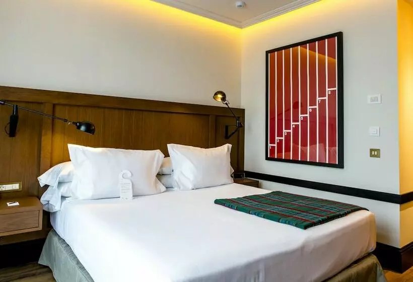 デラックスルーム, Only You Hotel Atocha