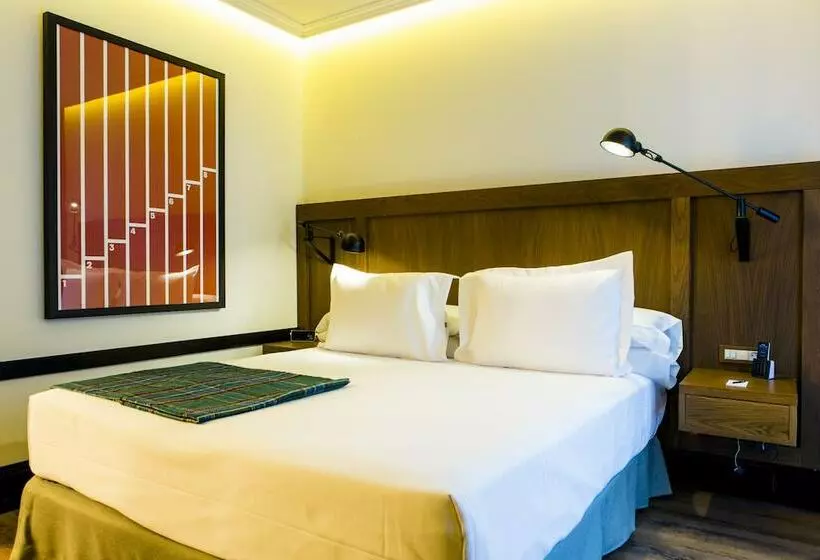 デラックスルーム, Only You Hotel Atocha