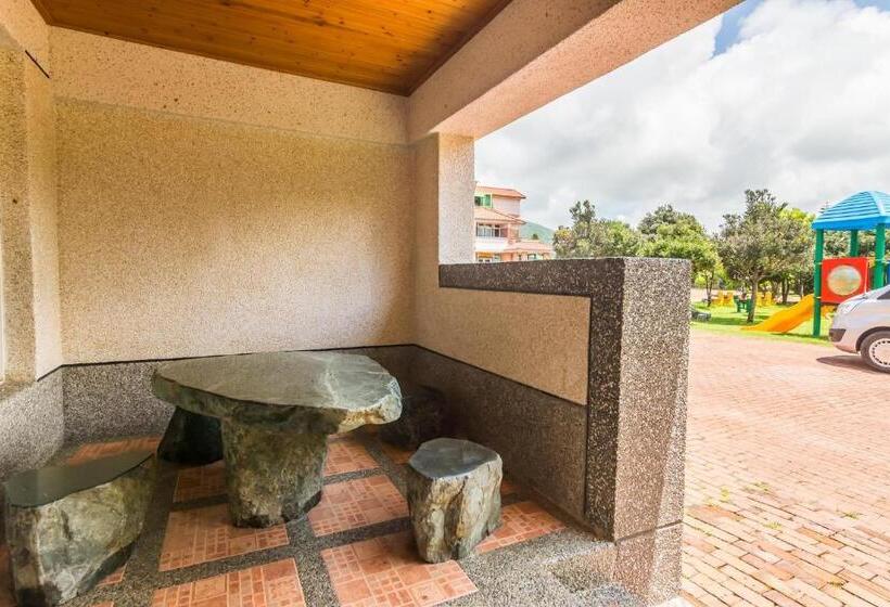 اتاق خانوادگی با چشمانداز کوه, Kenting Maya House B&b