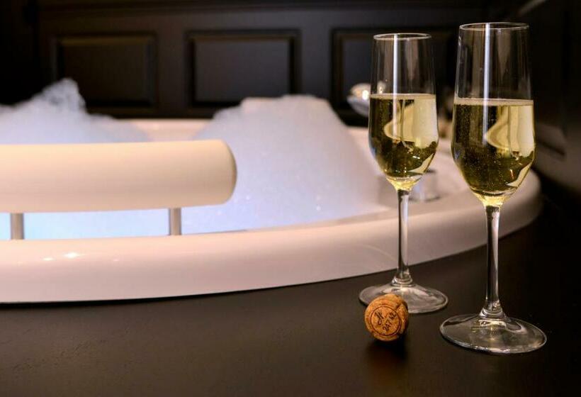 سوییت, Vaticano Royal Suite Guest House