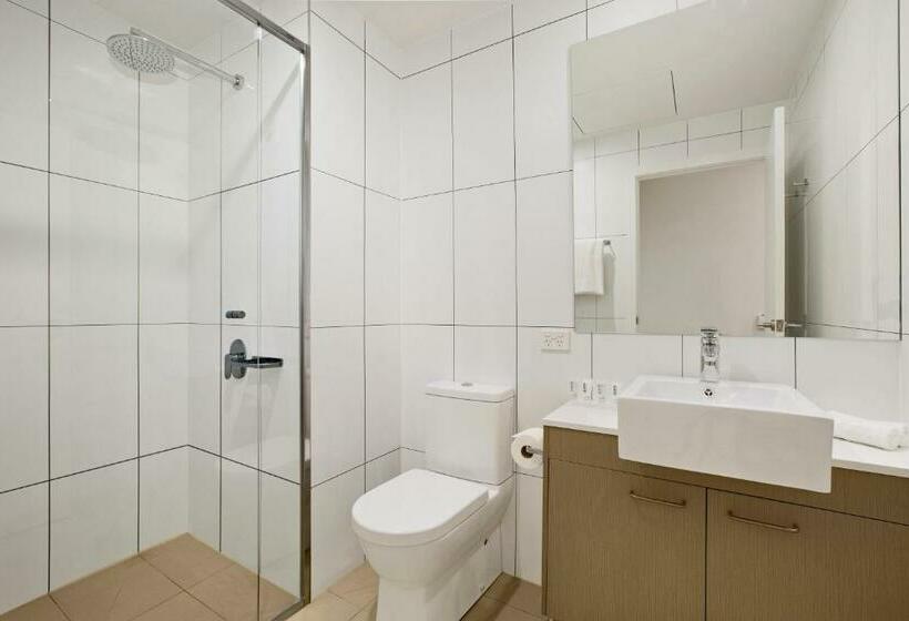 استودیوی استاندارد, Quest Chermside On Playfield