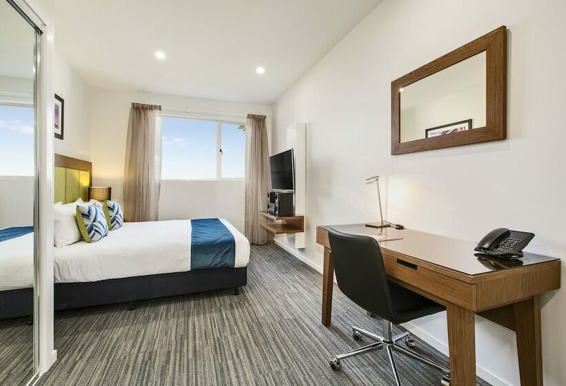 استودیوی استاندارد, Quest Chermside On Playfield