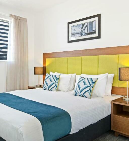 آپارتمان 2 خوابه, Quest Chermside On Playfield