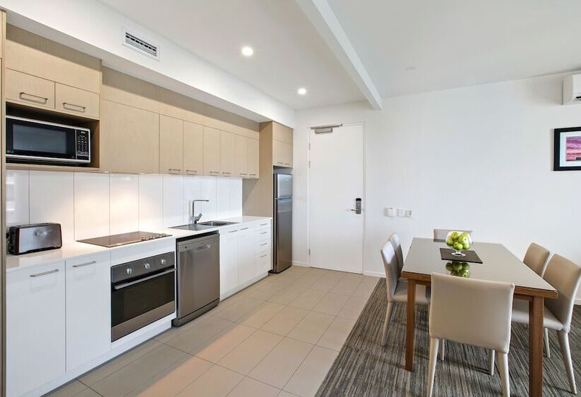 آپارتمان 2 خوابه, Quest Chermside On Playfield