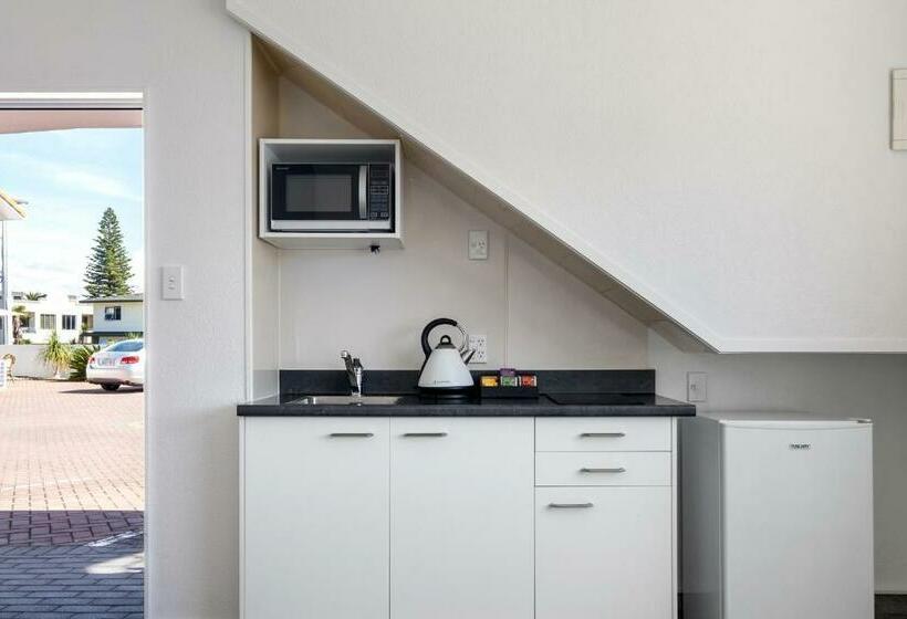 Люкс Кровать Квин, The Mission Belle Motel