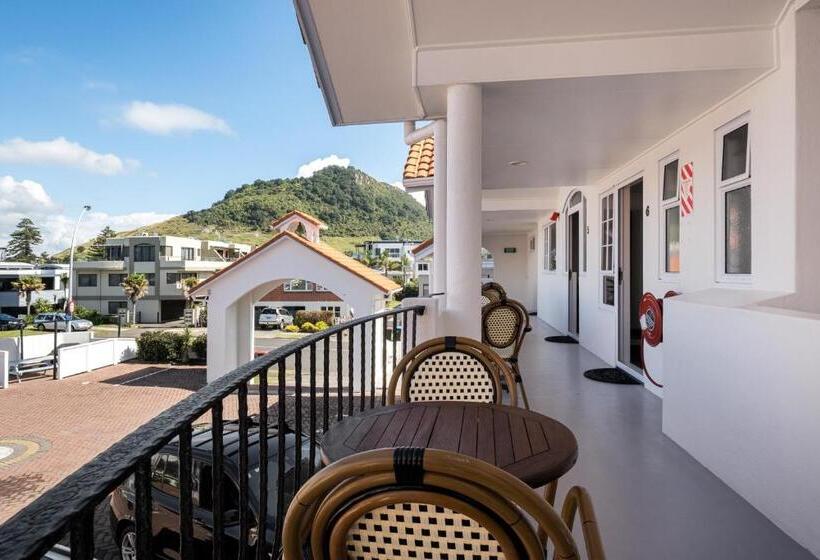 Люкс Кровать Квин, The Mission Belle Motel