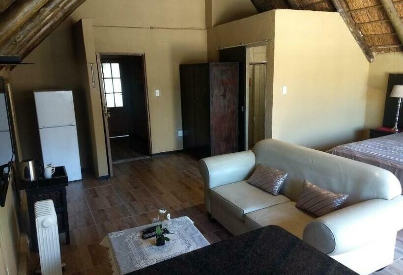 سوییت خانوادگی, Villa Schreiner Guest House