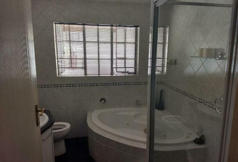 اتاق استاندارد با چشمانداز باغ, Villa Schreiner Guest House