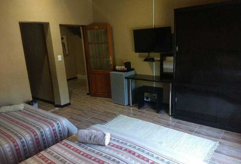 سوییت خانوادگی, Villa Schreiner Guest House