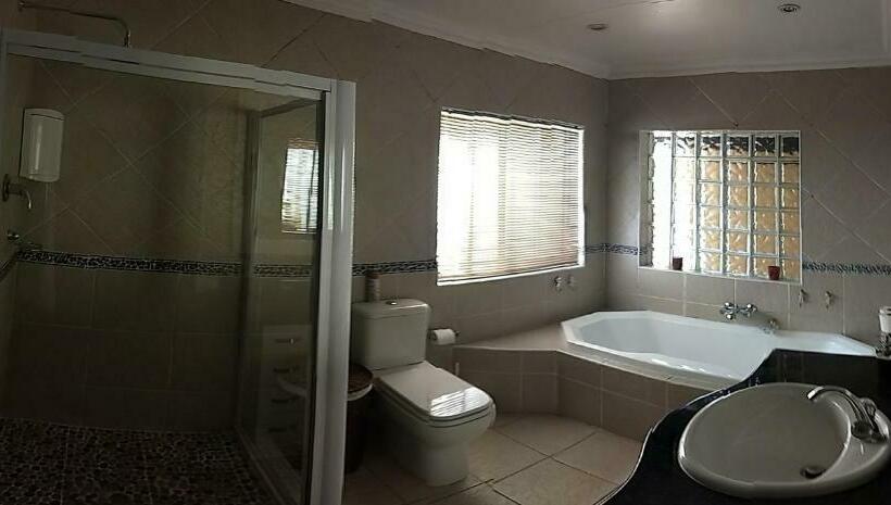 اتاق سوپریور با چشمانداز باغ, Villa Schreiner Guest House