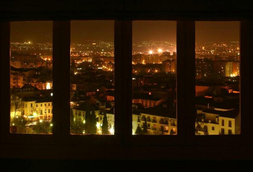 اتاق استاندارد, Carmen De La Alcubilla Del Caracol