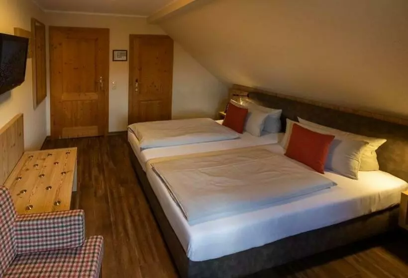 Basic-huone, Dammschenke Gasthof &