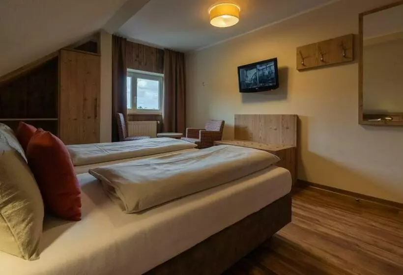 Basic-huone, Dammschenke Gasthof &