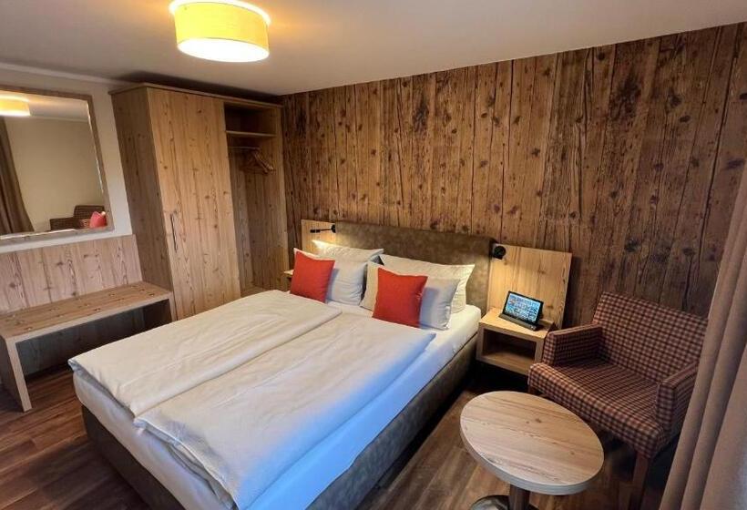 Номер Стандарт, Dammschenke Gasthof &