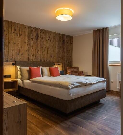 Номер Стандарт, Dammschenke Gasthof &