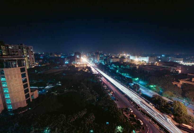 غرفة قياسية سرير كينج, Fairfield By Marriott Lucknow