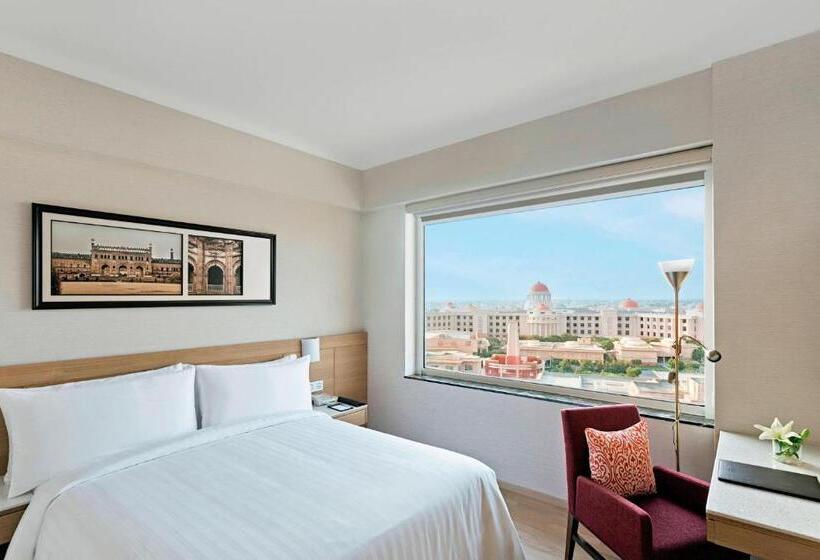 غرفة قياسية سرير ملكى, Fairfield By Marriott Lucknow