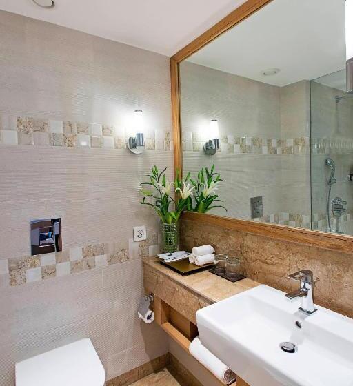 غرفة قياسية مطلة على المدينة, Fairfield By Marriott Lucknow