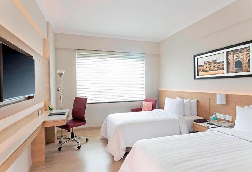 غرفة قياسية مطلة على المدينة, Fairfield By Marriott Lucknow
