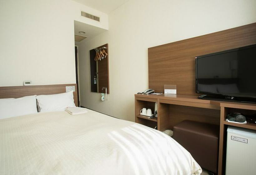 Economy Szoba, Hiroshima Pacific