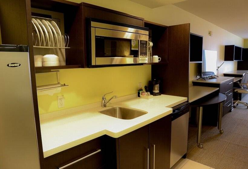 סוויטה, Home2 Suites By Hilton Fort St. John