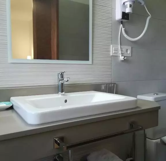スーペリアールーム, Hostal Y Apartamento Rural Los Naranjos