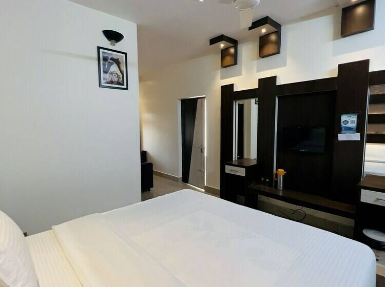 غرفة ديلوكس, Ritumbraha Hotel & Resort