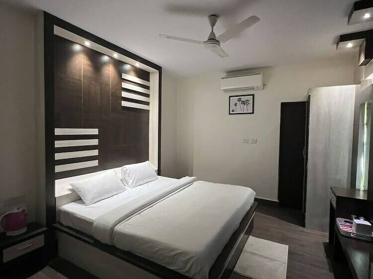 Номер Deluxe, Ritumbraha Hotel & Resort