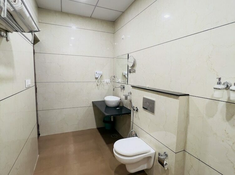 غرفة ديلوكس, Ritumbraha Hotel & Resort