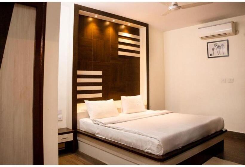 غرفة قياسية سرير كينج, Ritumbraha Hotel & Resort