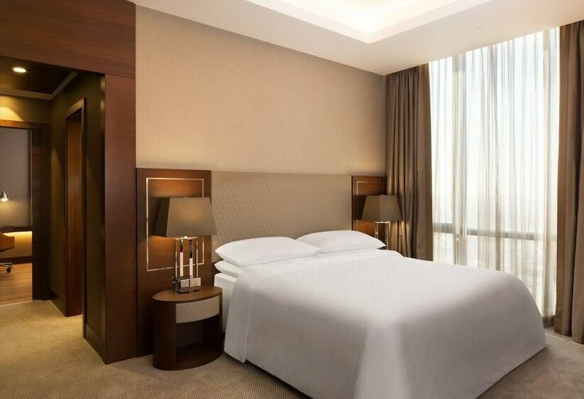 Номер Superior, Sheraton Grand Istanbul Atasehir