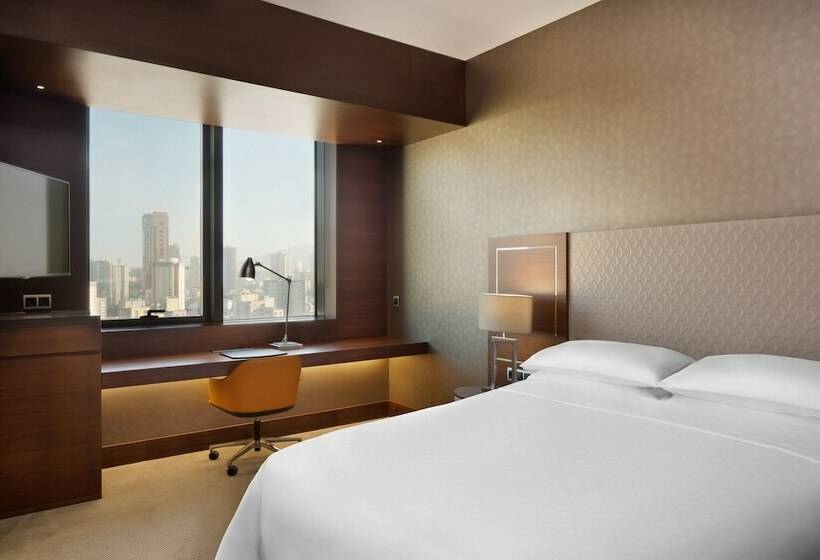 Номер Superior, Sheraton Grand Istanbul Atasehir
