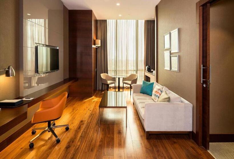 Люкс Кровать Кинг, Sheraton Grand Istanbul Atasehir