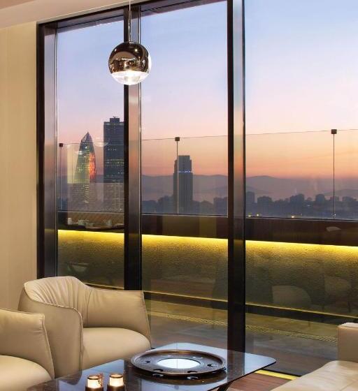 Люкс с Террасой, Sheraton Grand Istanbul Atasehir