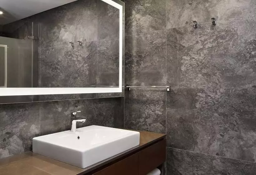 デラックスルーム, Sheraton Grand Istanbul Atasehir