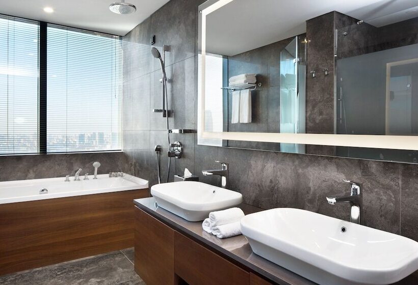 Люкс Клуб, Sheraton Grand Istanbul Atasehir