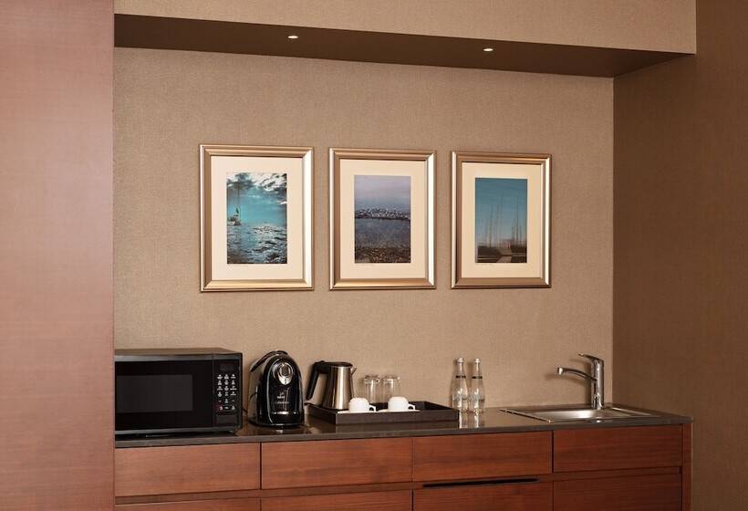 Люкс, Sheraton Grand Istanbul Atasehir