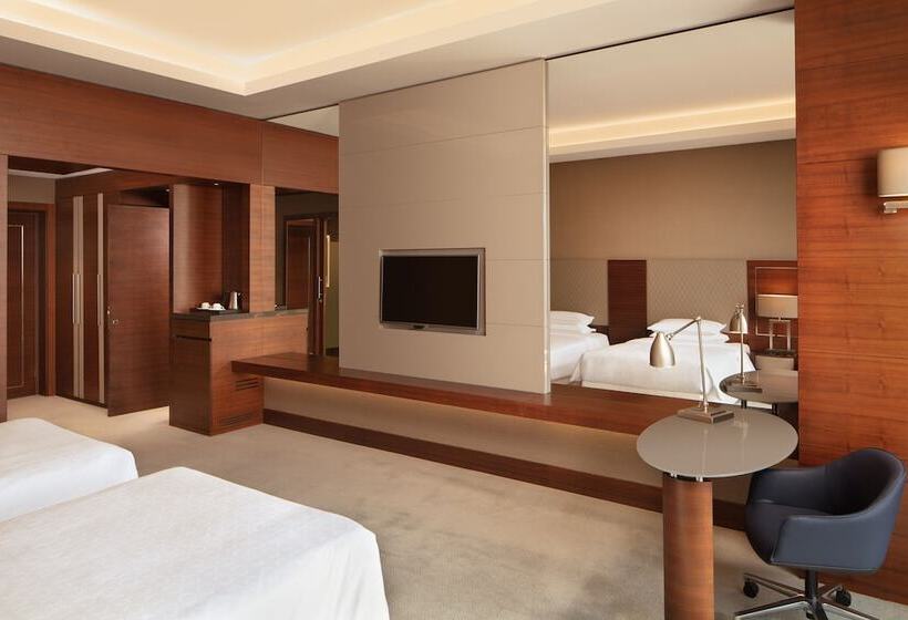 Номер Deluxe, Sheraton Grand Istanbul Atasehir