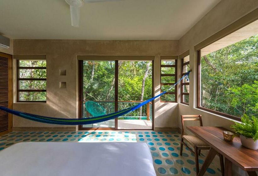 Deluxe Suite King Bed, Tiki Tiki Tulum