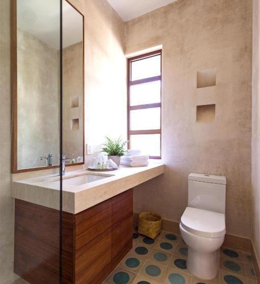 سوئیت با تخت بزرگ, Tiki Tiki Tulum